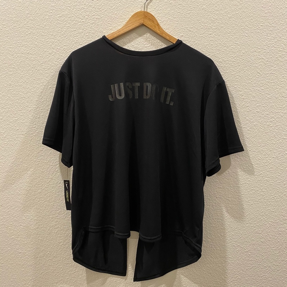 Nike Athletic Loose Fit Dri-Fit